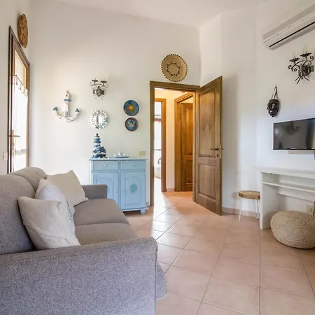 Guesthost - Comfy X3 With Terrace